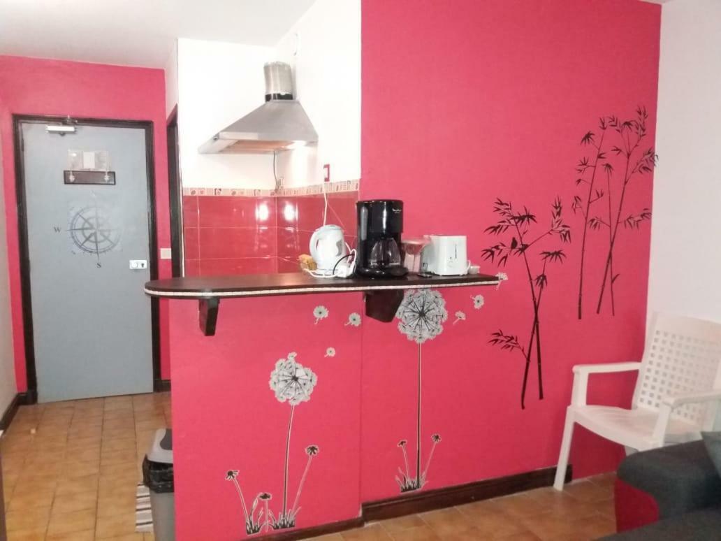 Studio A Louer Proche Des Plages Daire Sainte-Anne Dış mekan fotoğraf